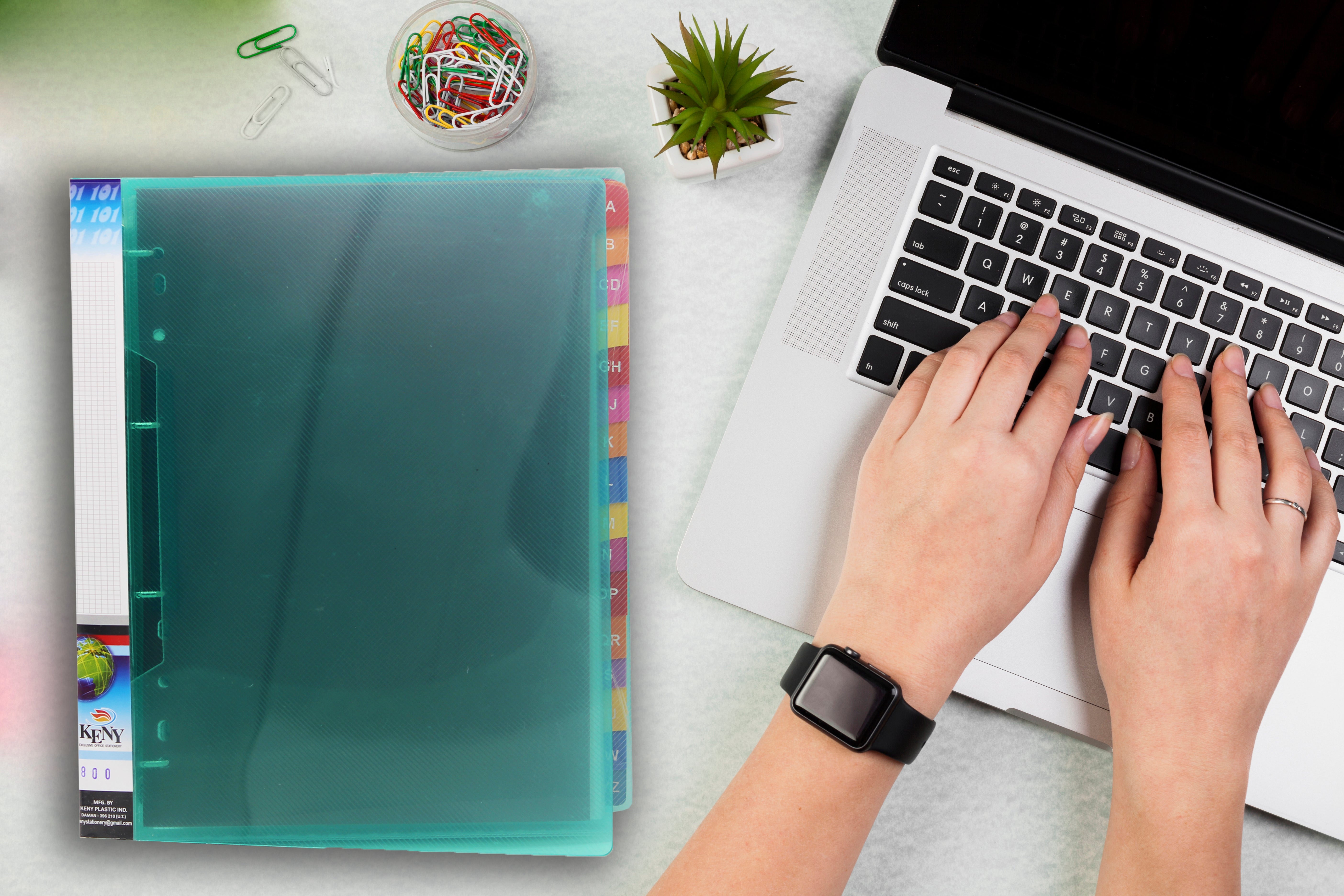 Keny Business Card Folder | 10 Cards | 800 Pockets | With Index Set & Box