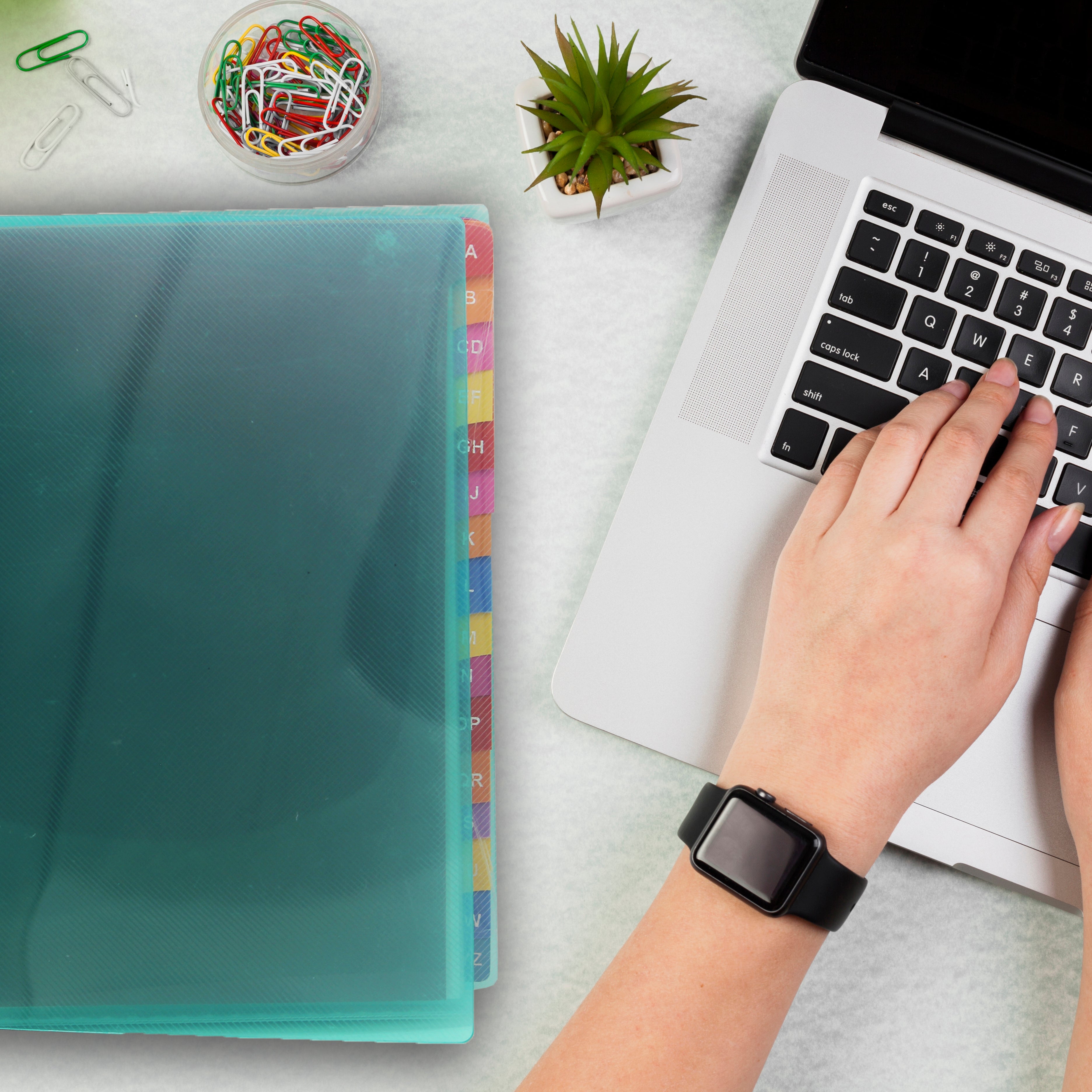 Keny Business Card Folder | 10 Card Slots | 800 Pockets With Index Set